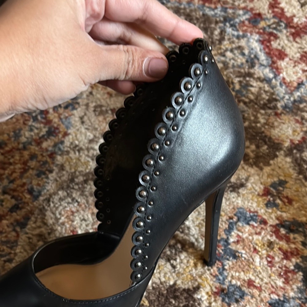 Elegant Black Women's Heels - Picture 4 of 7